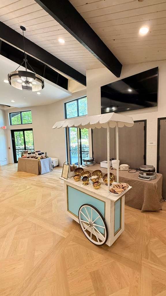 Crepe Cart at Reception