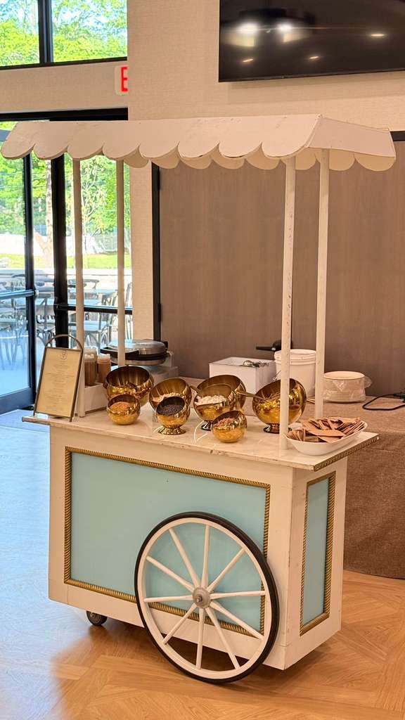 Vintage Crepe Cart